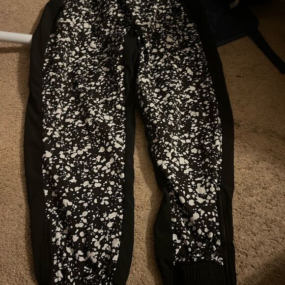 Fabletics track pants L - Picture 4 of 8